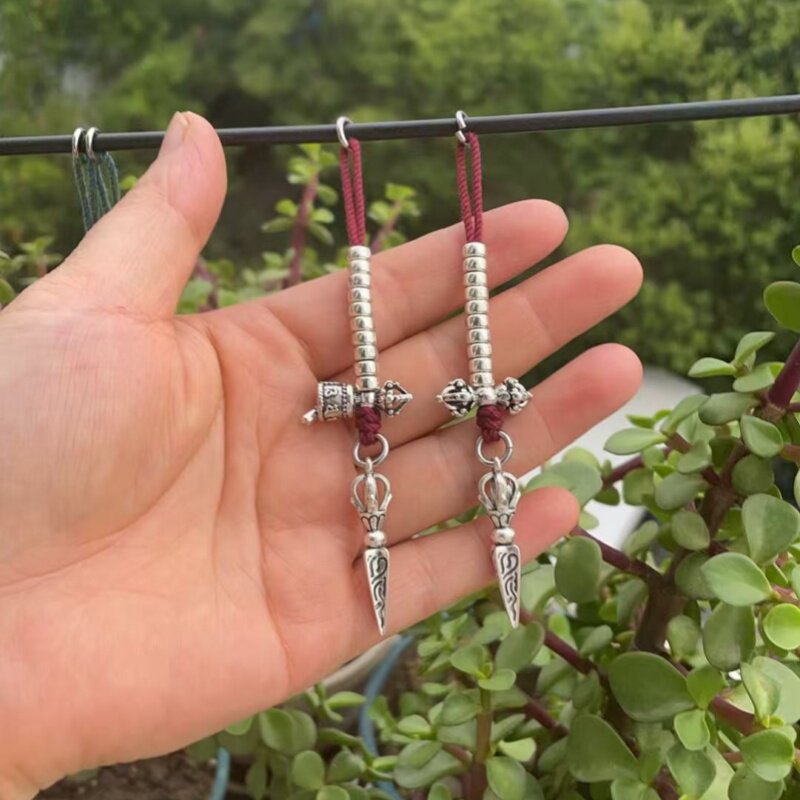 Tibetisches Silber-Seitenhänge – Fine Jewelry & Watches Photos Bewertung und Preis