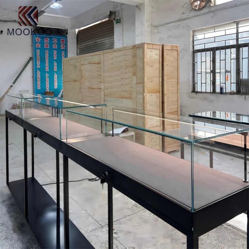 Anpassbare Glasvitrine mit Met – Jewelry Stores With Watches Bewertung und Preis