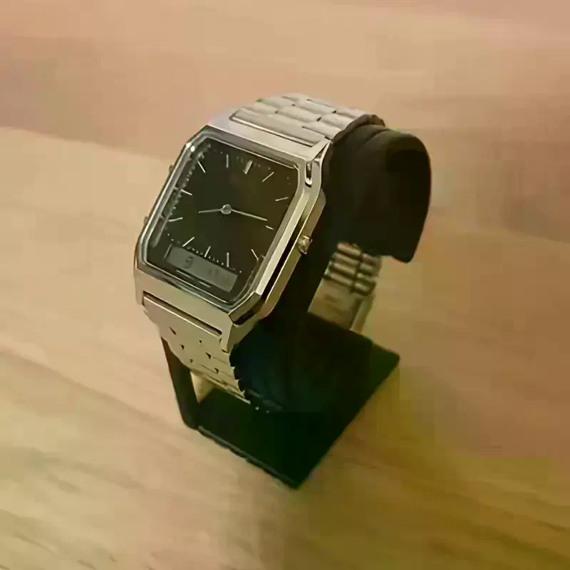 Luxuriöser Marmor-Uhrenständer – Jewelry Stores With Watches Bewertung und Preis